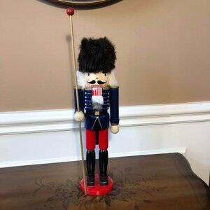 Enesco 15.5” toy soldier nutcracker